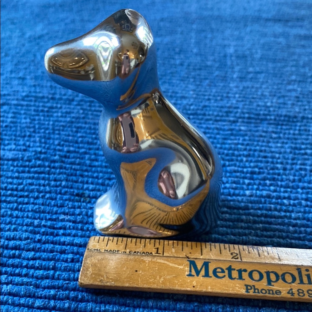 Hoselton Signed Aluminum Sculpture of a Dog